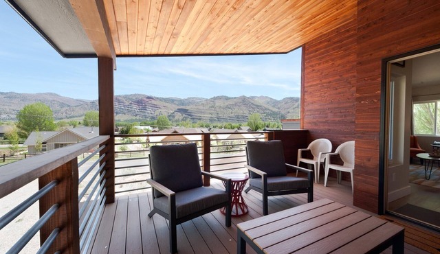 Mountain Home w/Amazing Views - 12 Min. to Durango - Central AC - EV Charger
