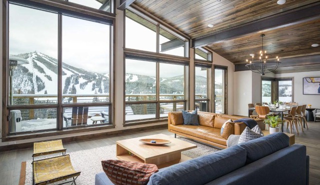 Mountain Home w/Hot Tub, Near WP Resort!