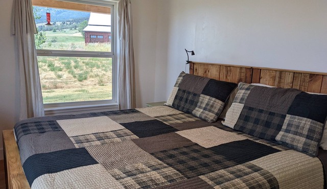 Mountain Homestead with Unforgettable Views