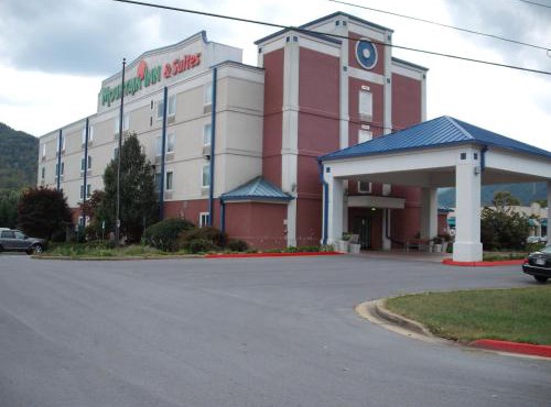 Mountain Inn & Suites