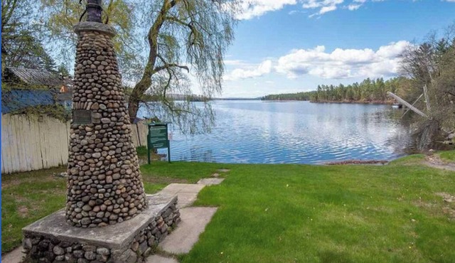 Mountain Lake House - summer fun at the lake and outdoor activities year round!