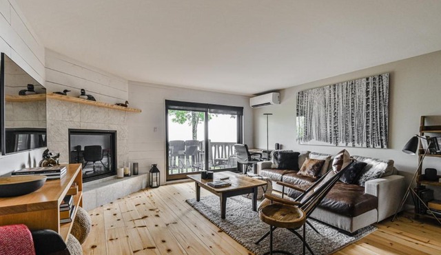 Mountain Lake Retreat Cozy Condo with Great Views