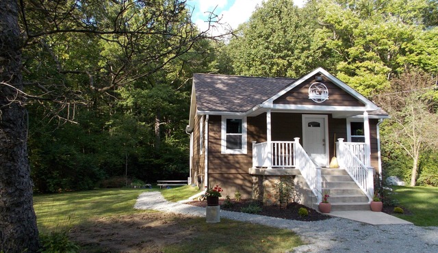Mountain Life! Near wedding venues, Idlewild, 7 Springs, hiking, fishing & MORE!