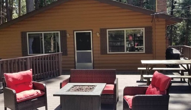 Mountain Life On Deck: Old School & Dog Friendly