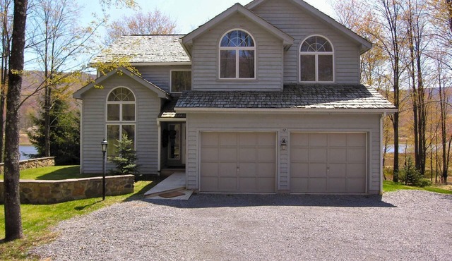 Mountain Magic Meets Lakeside Luxury. Welcome to Marrakech!