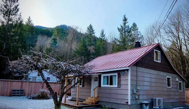 Mountain Maison: Historic Home