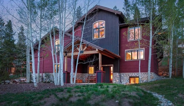 Mountain Modern Lodge, Ski/Golf, Hot Tub, Pool Table, Foosball, Poker Table