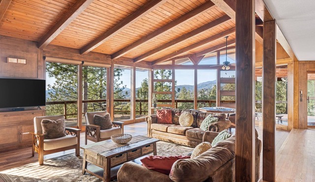 Mountain Oasis! Indoor Hot Tub, Game Room, VIEWS!