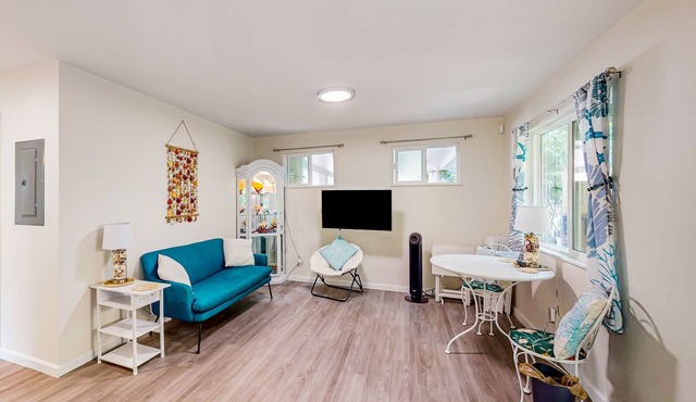 Mountain & ocean-view home with bamboo garden, 1 block to beach