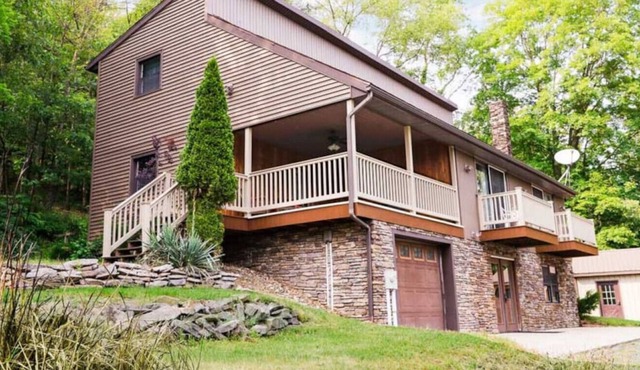 Mountain Paradise, Wildlife, Hot Tub| Maple Hill Lodge