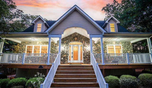 Mountain Resort Hideaway for Family, Golf, Hiking and reunions