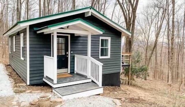 Mountain Retreat: Virginia Foothills