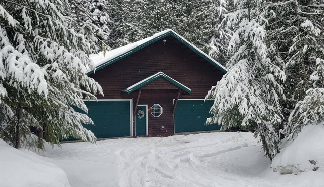 Mountain Retreat at Lake Kachess