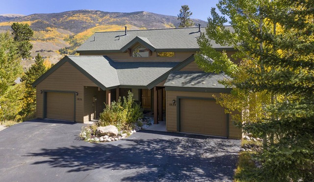 Mountain Retreat Near Hiking and Golf In Silverthorne