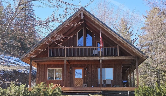 Mountain Retreat on the Forest's Edge. Council, Adams County