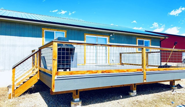 Mountain Retreat perfectly located in Sportsman's Paradise A