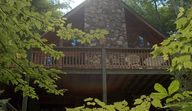 Mountain Retreat, The Tulip House, in Wolf Laurel Resort
