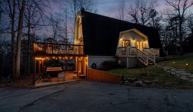 Mountain Retreat w/Magical Harry Potter Cupboard