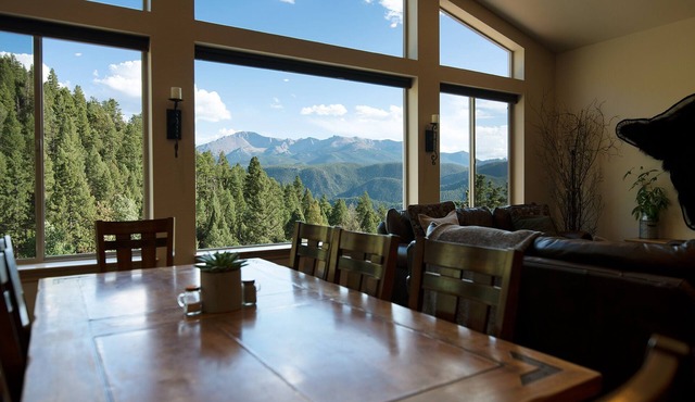 Mountain Retreat with sweeping Pikes Peak views.
