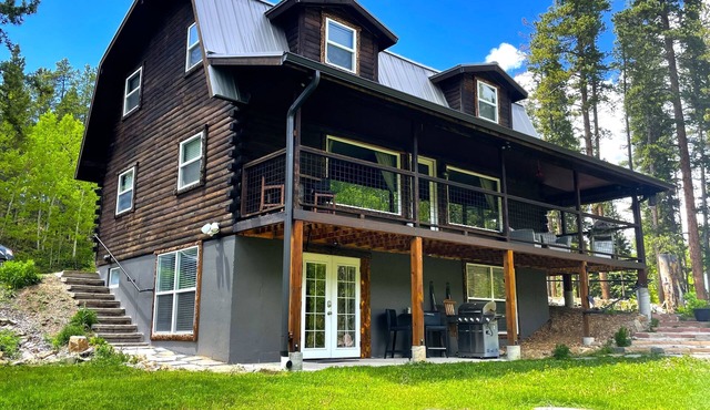 Mountain retreat w/creekside sauna and fire pit patio - Casinos nearby!