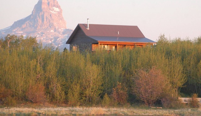 Mountain Retreat with Glacier Views – Your Gateway to Montana's Wild Adventures