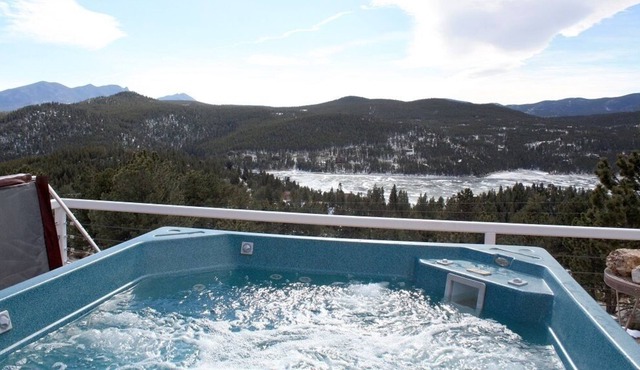 Mountain sanctuary! A Sweet Suite above Nederland, Colo.