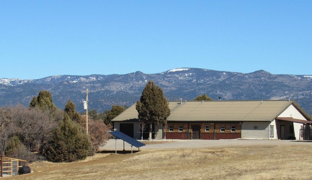 Mountain Seclusion with Stars Bigger Than Texas! NO EXTRA FEES!