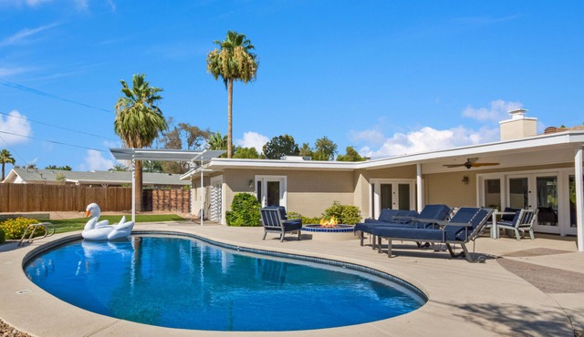 Mountain Serenity-Pool & Putting Green-In Old Town