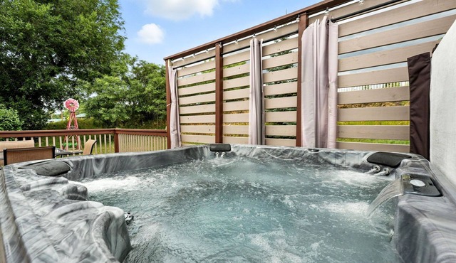 Mountain Serenity Retreat - Larkspur Retreat