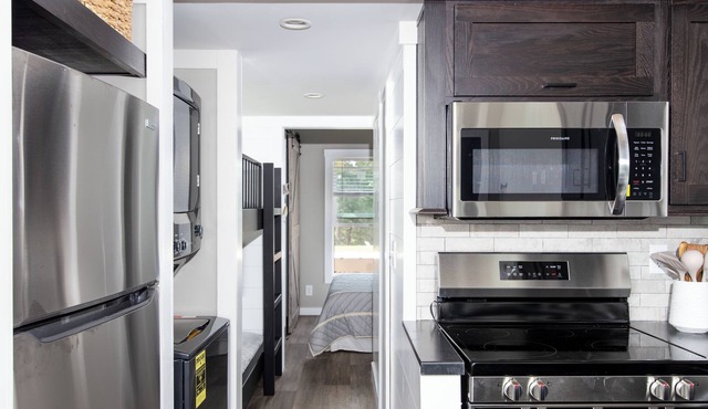 Mountain Tiny Home in Blue Ridge Mountains