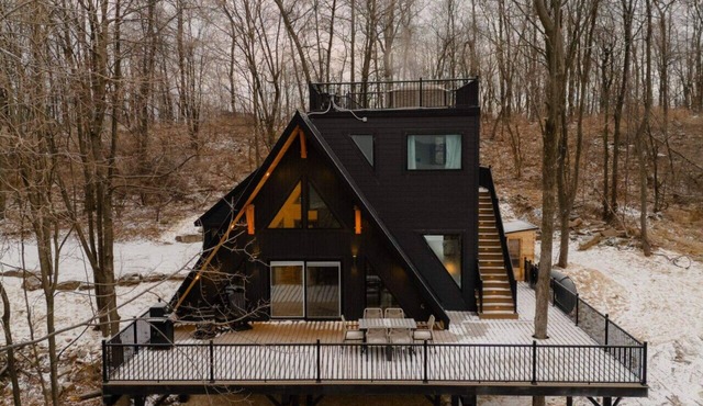 Mountain-Top A-Frame Retreat | Rooftop Hot Tub