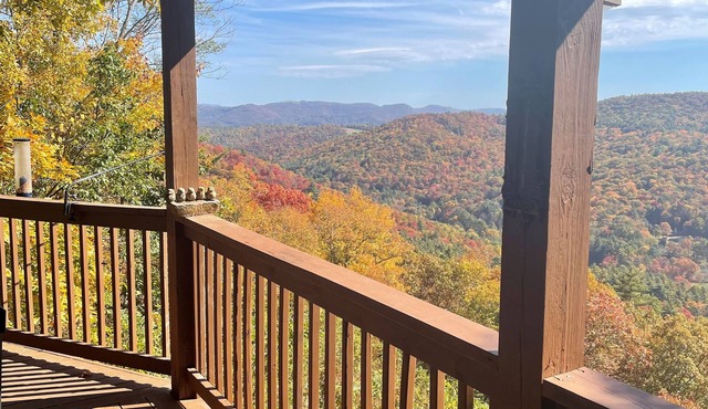 Mountain Top luxury cabin Cashiers Smokey Mountains NC USA