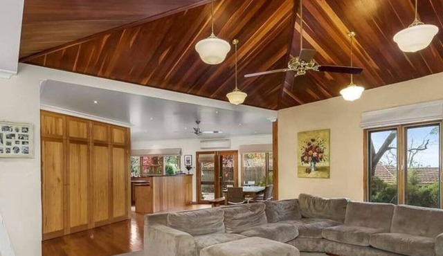 Mountain-top Mudbrick Mansion