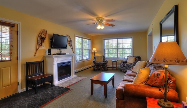 Mountain Brook #133 - One bedroom ski in ski out on Saddleback Mountain