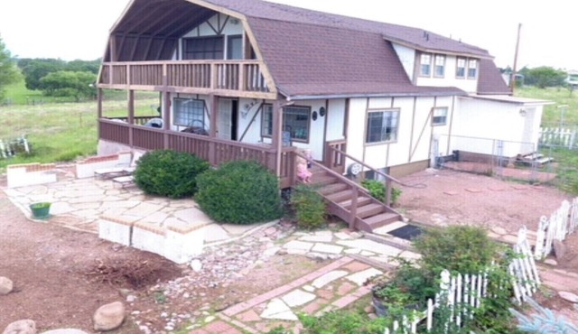 Mountain vacation getaway/Hunters paradise
