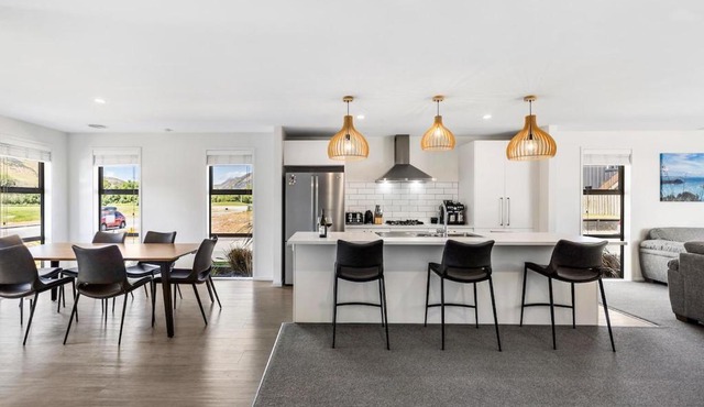 Mountain View - 2 Bedroom House