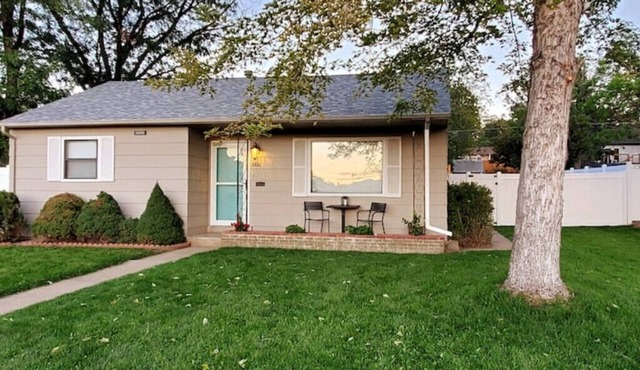 Mountain View 3 Bed - 2 Bath Freshly Remodelednn