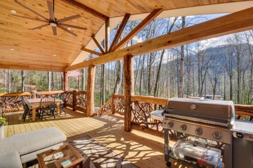 Mountain-View Cabin ~ 2 Mi to Downtown Clayton!