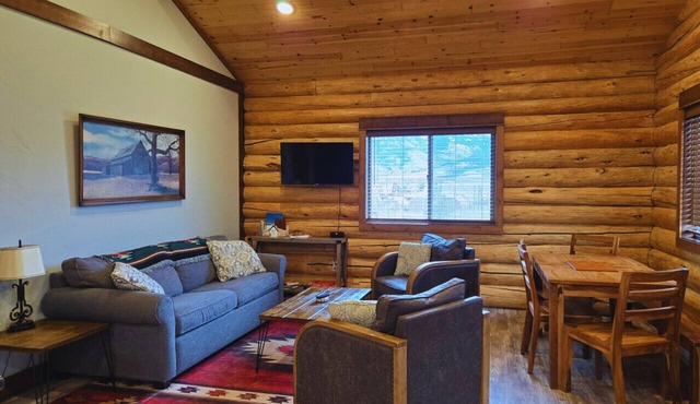 Mountain View Cabin in Pray MT