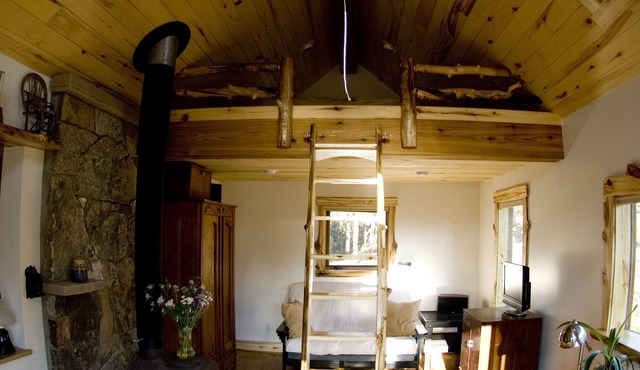 Mountain View Chalet - Fantastic Views and Privacy
