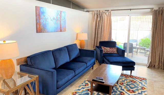 Mountain view condo unit in Angeles Forest Foothills – Near Old Town Pasadena
