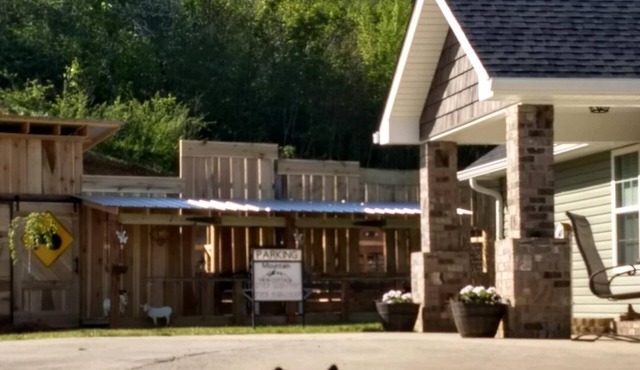 Mountain View Cottage