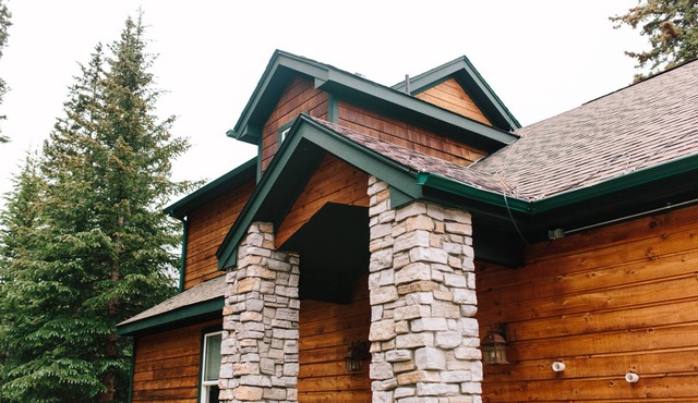 Mountain View From Every Room