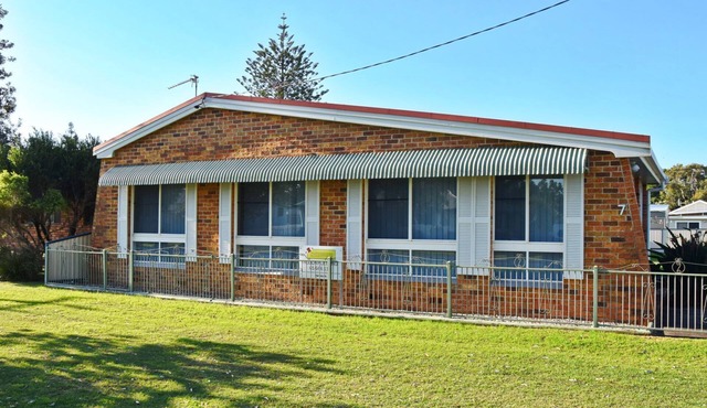 Mountain View Hat Head