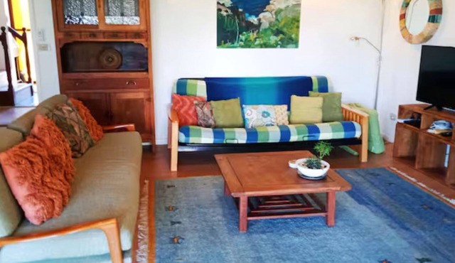 Mountain View Oasis - walk to Bello river and town