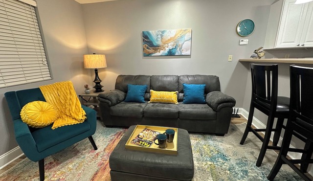 Mountain View-Peaceful 1 BR, 1 Bathroom Condo in Bristol