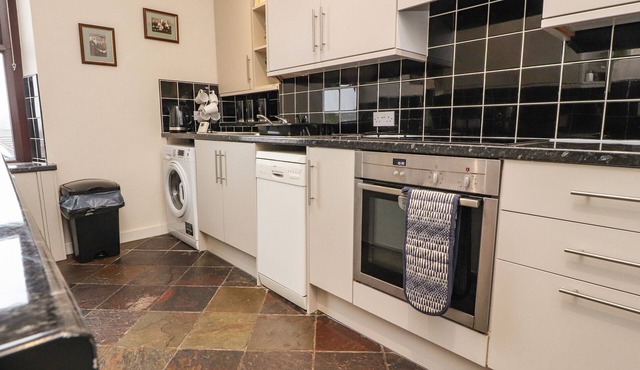MOUNTAIN VIEW, pet friendly in Slyne