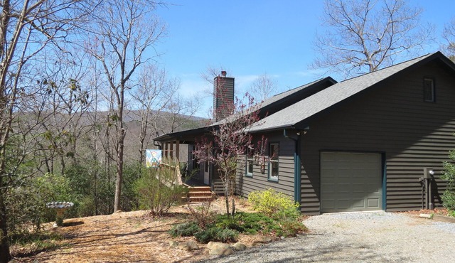 Mountain VIEW! - Private-Romantic -Secluded -WiFi