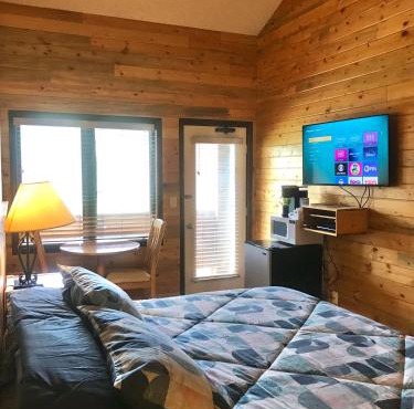 Mountain View Retreat-Resort-Pool-Hot Tub-Near RMNP & WP
