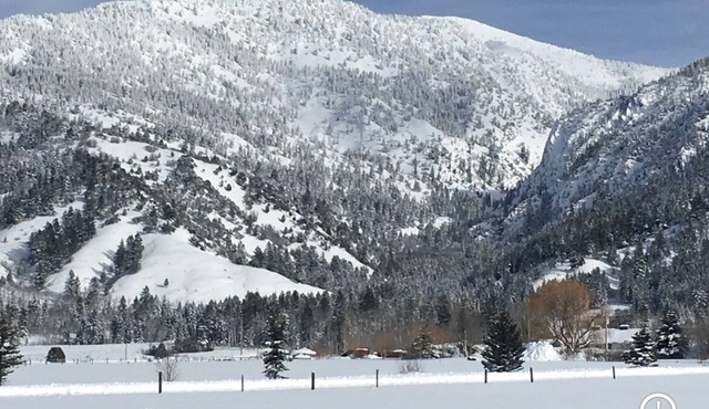 Mountain View, Sleeps 11, Snowmobiling, Fishing, Fire pit, Grand Tetons